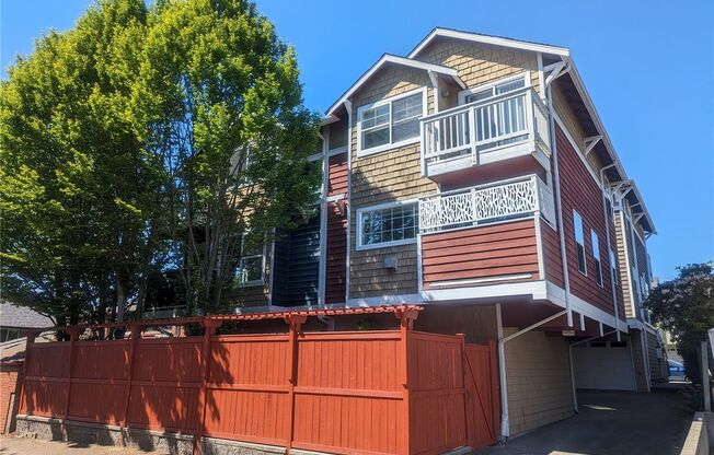 3bd/2.5ba Seattle home