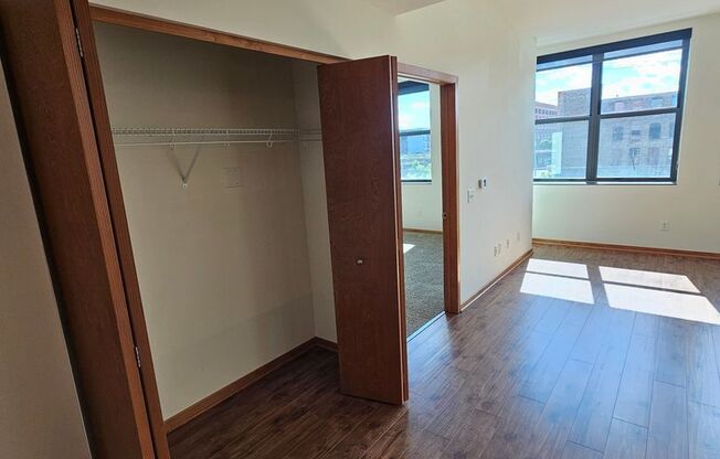 1 bed, 1 bath, 728 sqft, $1,725, Unit 507
