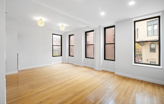 2 beds, 2 baths, 1,027 sqft, $5,200, Unit 201