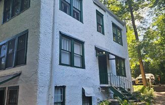 Studio, 1 bath, 650 sqft, $1,175, Unit 919 #6