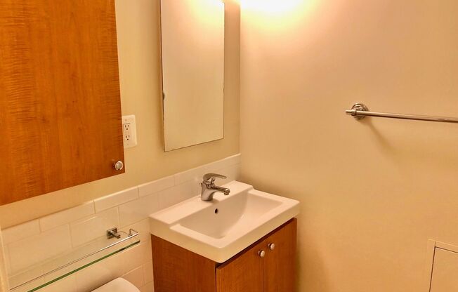 Studio, 1 bath, 460 sqft, $2,813, Unit 0627