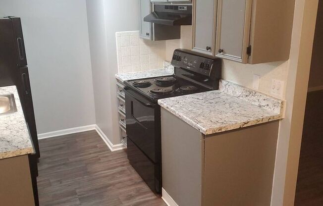 1 bed, 1 bath, 620 sqft, $755, Unit 7818-103