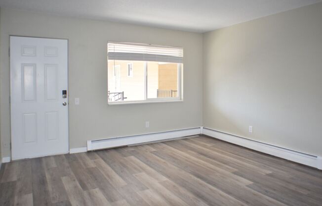 2 beds, 1 bath, 775 sqft, $1,395, Unit 445-27