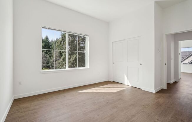 3 beds, 2 baths, 1,329 sqft, $2,199, Unit 67