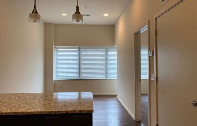 1 bed, 1 bath, 620 sqft, $1,125, Unit 322