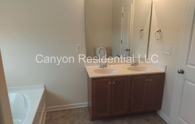 3 beds, 2.5 baths, $1,695