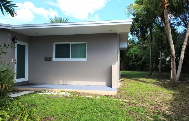 Spacious 3-Bed/2-Bath Home in Desirable Palmetto Bay Neighborhood