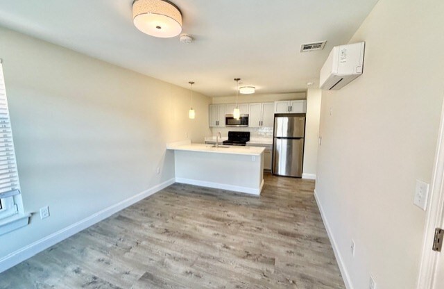 882 MASSACHUSETTS AVE