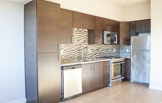 Fabulous and Modern Modern Urban One Bedroom in Kerns Neighborhood!