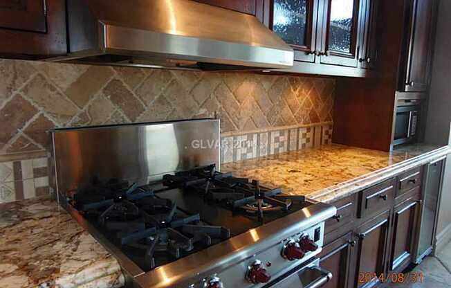 *UPGRADED "GOLF VILLA" INSIDE A GUARD GATED COMMUNITY @  "LAKE LAS VEGAS!!"
