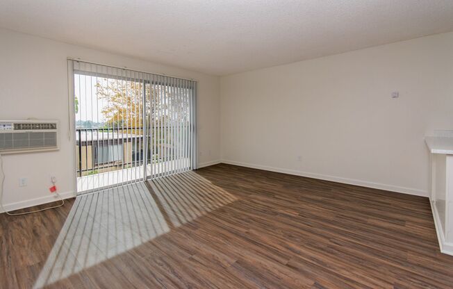 Studio, 1 bath, 472 sqft, $1,695, Unit D16