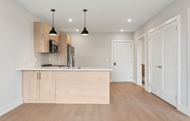 1 bed, 1 bath, 525 sqft, $1,740, Unit Unit 601