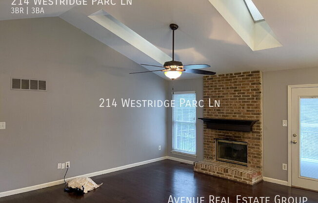 214 WESTRIDGE PARC LN