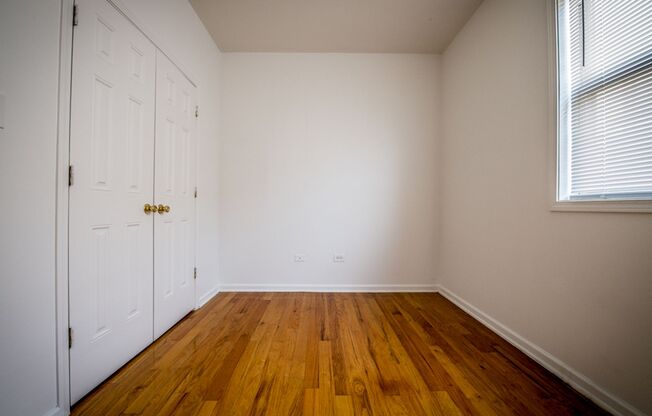 3038 W Flournoy
