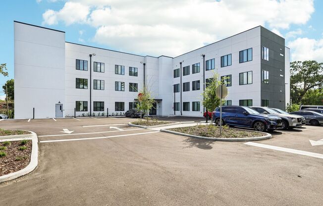 1 bed, 1 bath, 679 sqft, $1,595, Unit 301