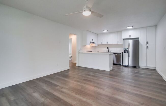 1 bed, 1 bath, 576 sqft, $2,445, Unit 6