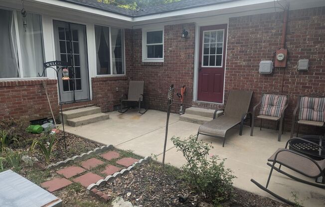 3 beds, 2 baths, $1,800