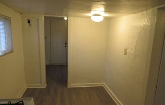 1 bed, 1 bath, $1,200