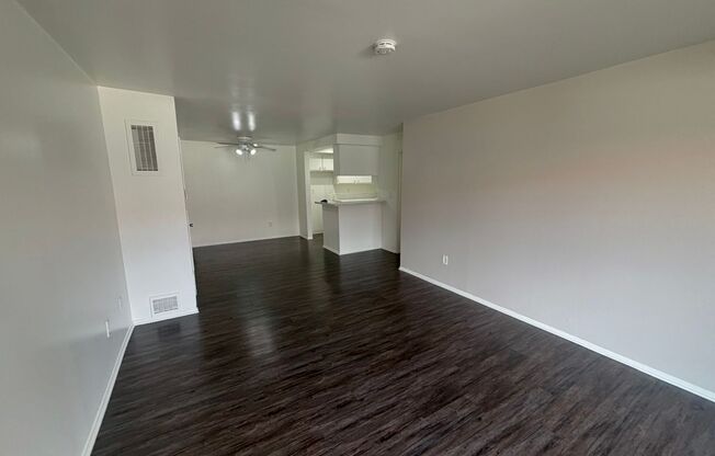 1 bed, 1 bath, 713 sqft, $2,075, Unit A147