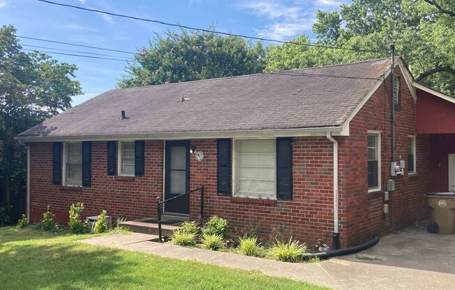 Tusculum House in Fairlane Park