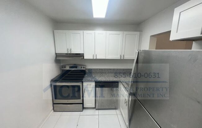 2 beds, 1 bath, 896 sqft, $2,095, Unit B102