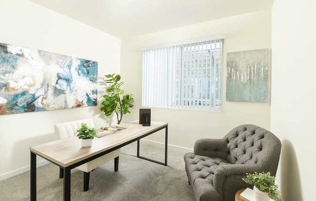 Dominium_67 Flats_Den.jpg