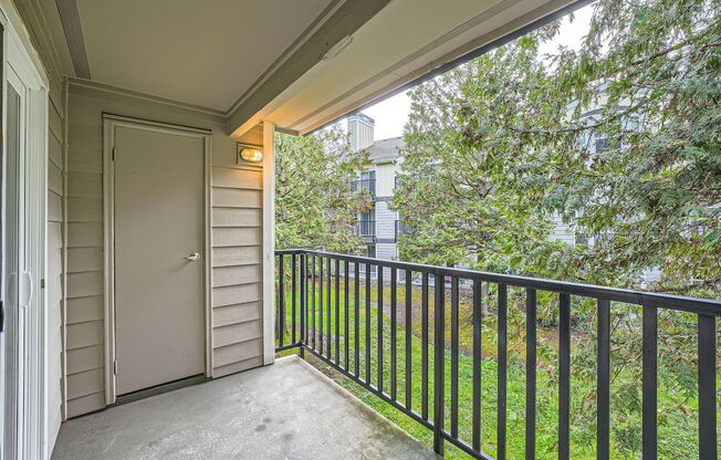 2 beds, 2 baths, 1,000 sqft, $2,595, Unit Unit D204