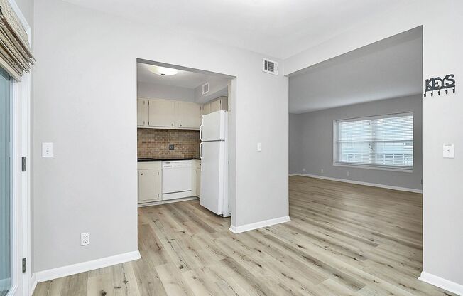 1 bed, 1 bath, $1,395, Unit # #C