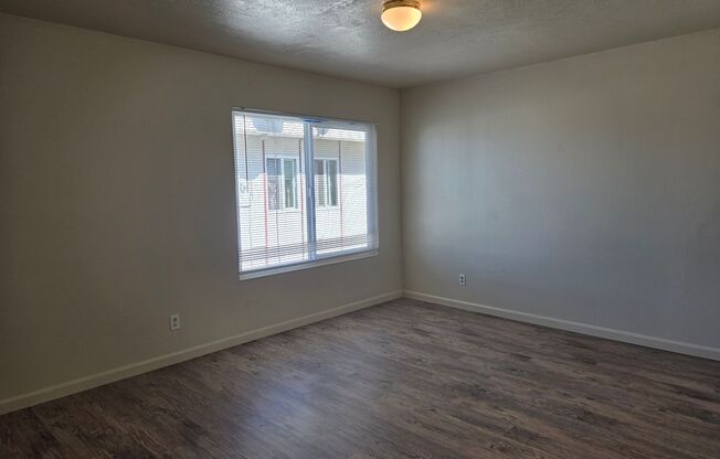 2 beds, 1.5 baths, $1,649, Unit 11