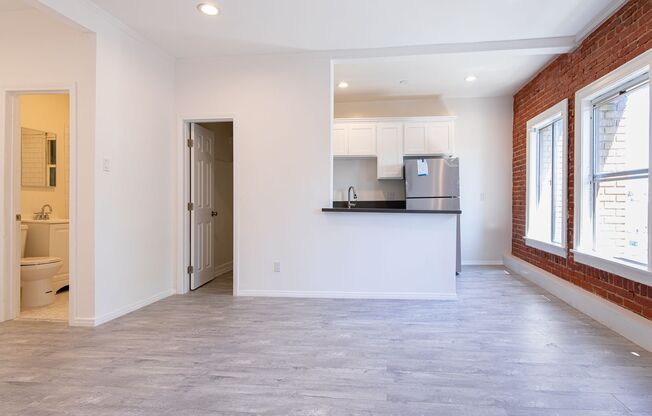 1 bed, 1 bath, 600 sqft, $1,695, Unit 117