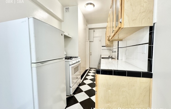 841 SERRANO AVE
