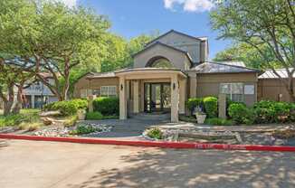 Exterior shot of the leasing office at La Costa in Plano, TX