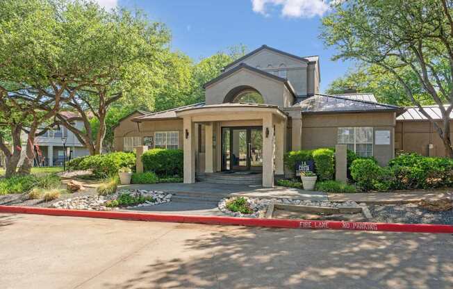 Exterior shot of the leasing office at La Costa in Plano, TX