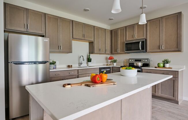 1 bed, 1 bath, 658 sqft, $1,399, Unit 1-204 - 1915 Mattis Apt 204
