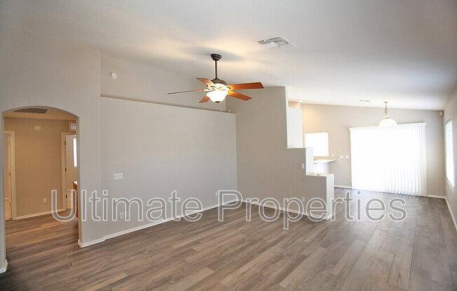 8023 W MELINDA LN