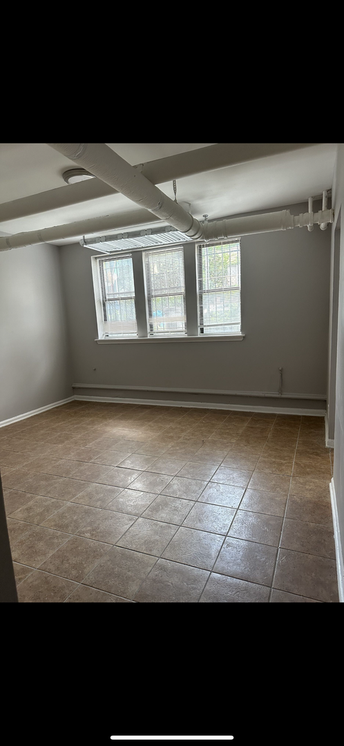 2 beds, 1 bath, $1,475