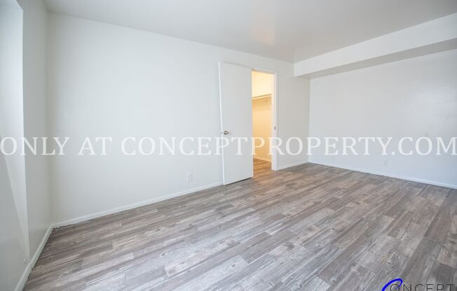 2 beds, 1 bath, 920 sqft, $1,149, Unit 24