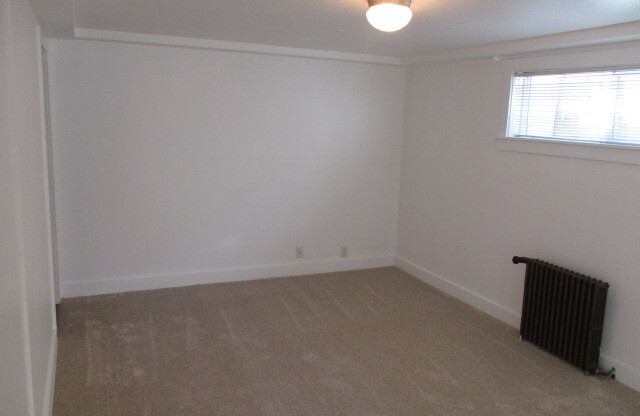 1 bed, 1 bath, 650 sqft, $995, Unit 5