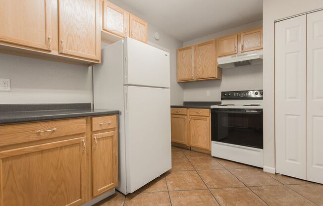 3 beds, 2 baths, 1,028 sqft, $3,750, Unit 100