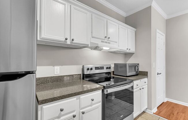 1 bed, 1 bath, $1,650, Unit # 433