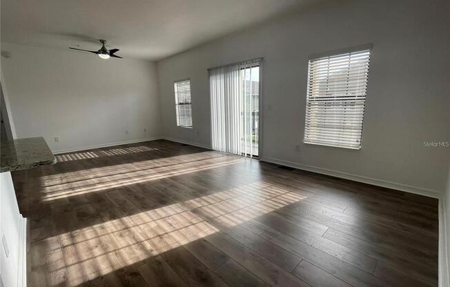 3723 SENECA CLUB LOOP
