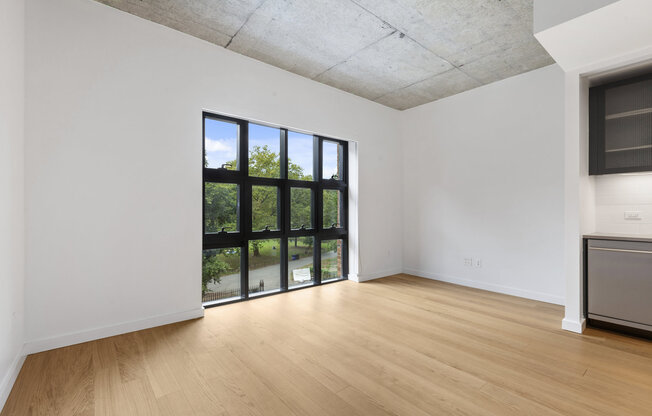 Studio, 1 bath, $4,595, Unit 5F