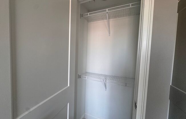 1 bed, 1 bath, 419 sqft, $2,100, Unit 206