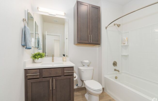 2 beds, 2 baths, 1,194 sqft, $1,750, Unit I-301