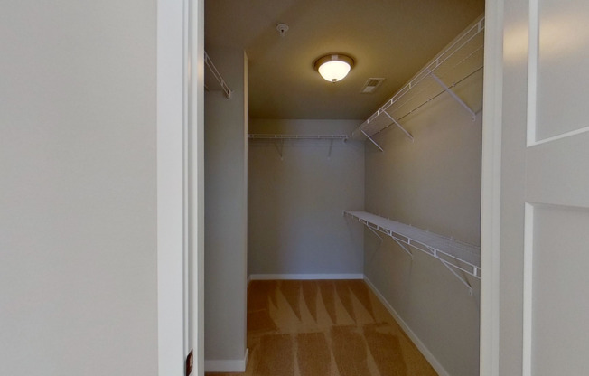 2 beds, 2 baths, 1,196 sqft, $1,840, Unit 17