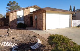 Adorable Single Level Eastside Home With Evaporative Air Located In Quiet Neighborhood