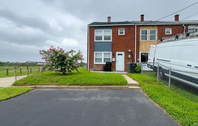 Charming 3 Bedroom/1Bathroom in a serene Dundalk neighborhood!