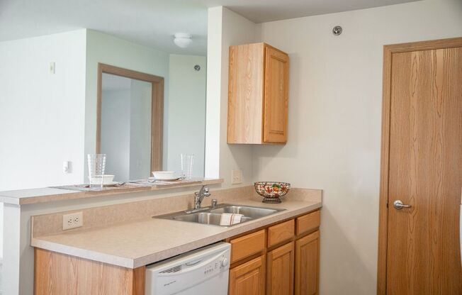 1 bed, 1 bath, 756 sqft, $1,535, Unit 200-106