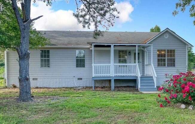 CHARMING - GREAT LOCATION