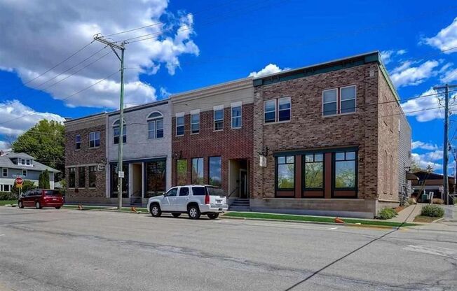 Luxury Two-bedroom apartment in downtown Stoughton